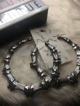 Load image into Gallery viewer, X-Large Silver Like Designed Hoop Earrings