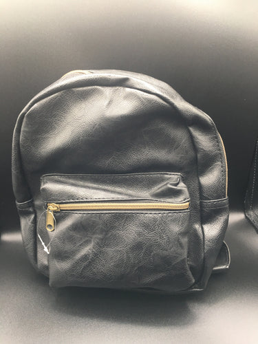 “The Awesomeness” Backpack 🎒(Black)
